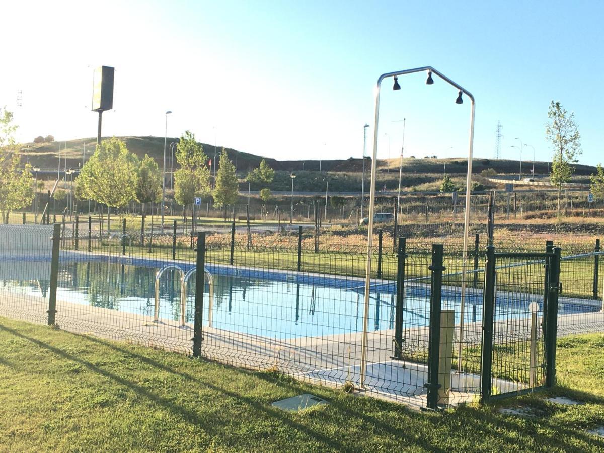 Apartamento Nuevo, Accesible Y Con Piscina !!! Salamanka Exteriér fotografie